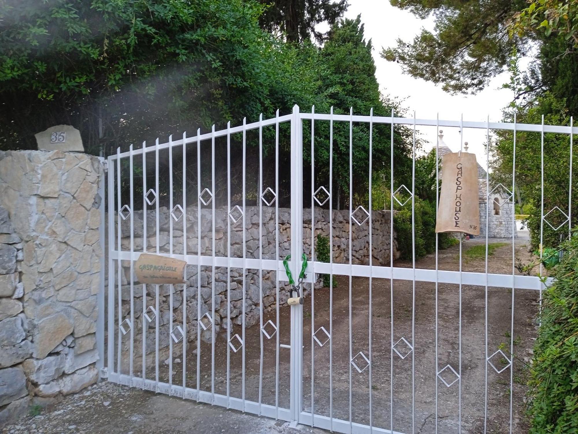 Gasphouse Villa Castellana Grotte Exterior photo