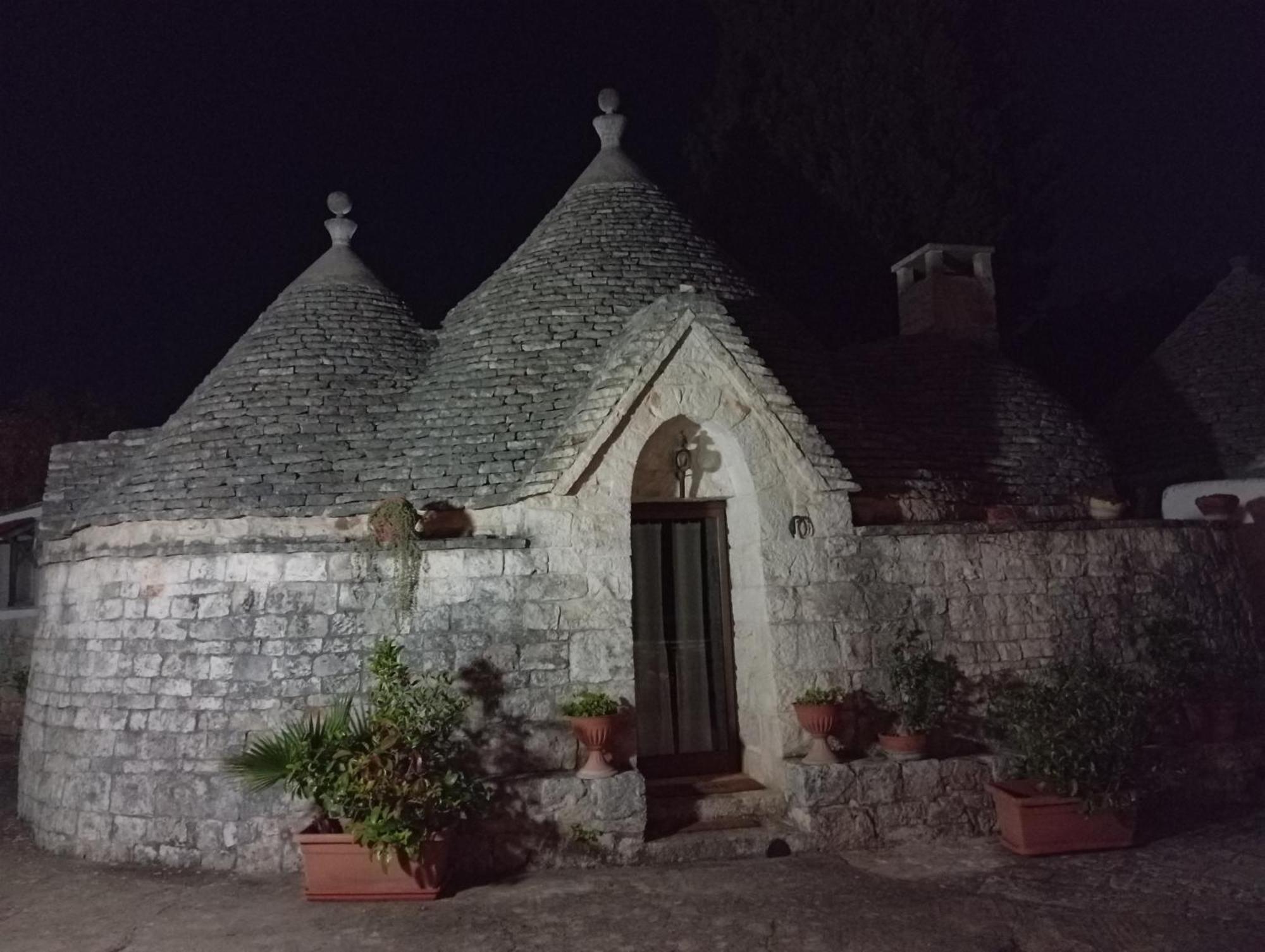 Gasphouse Villa Castellana Grotte Exterior photo